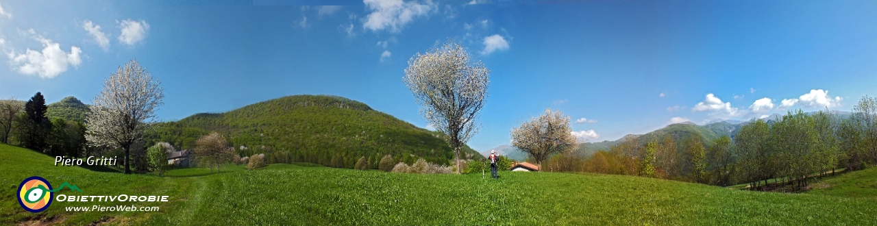 22 e siamo a Piazzoli (1183 m.)....jpg